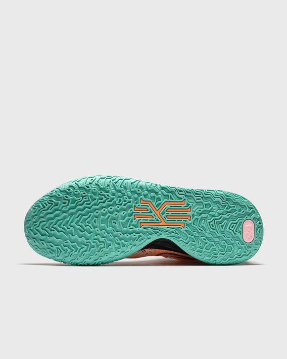 Kyrie 7 'Play for the Future'