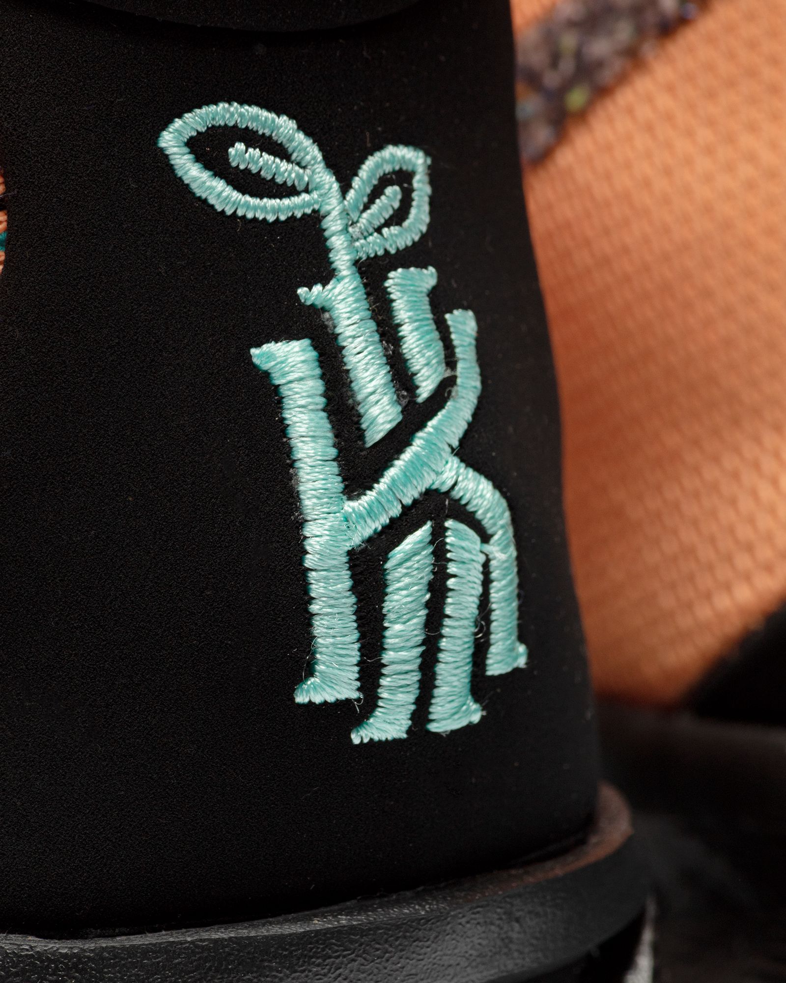 Kyrie 7 'Play for the Future'