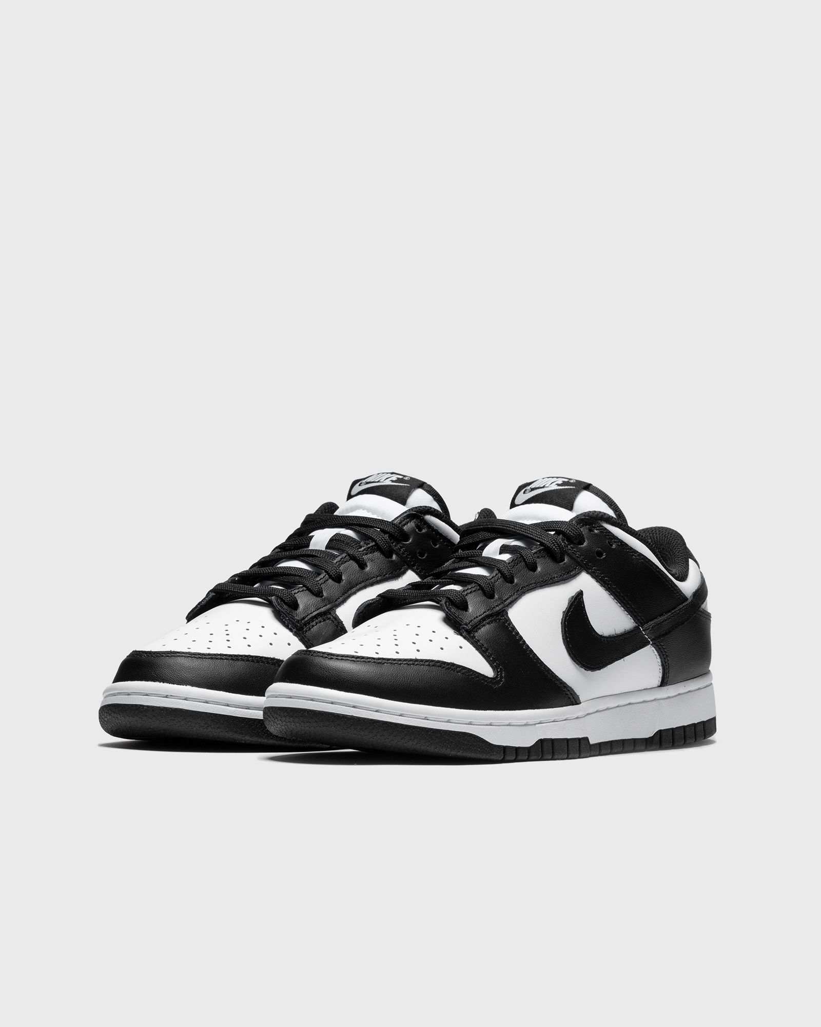 WMNS Dunk Low "Panda"