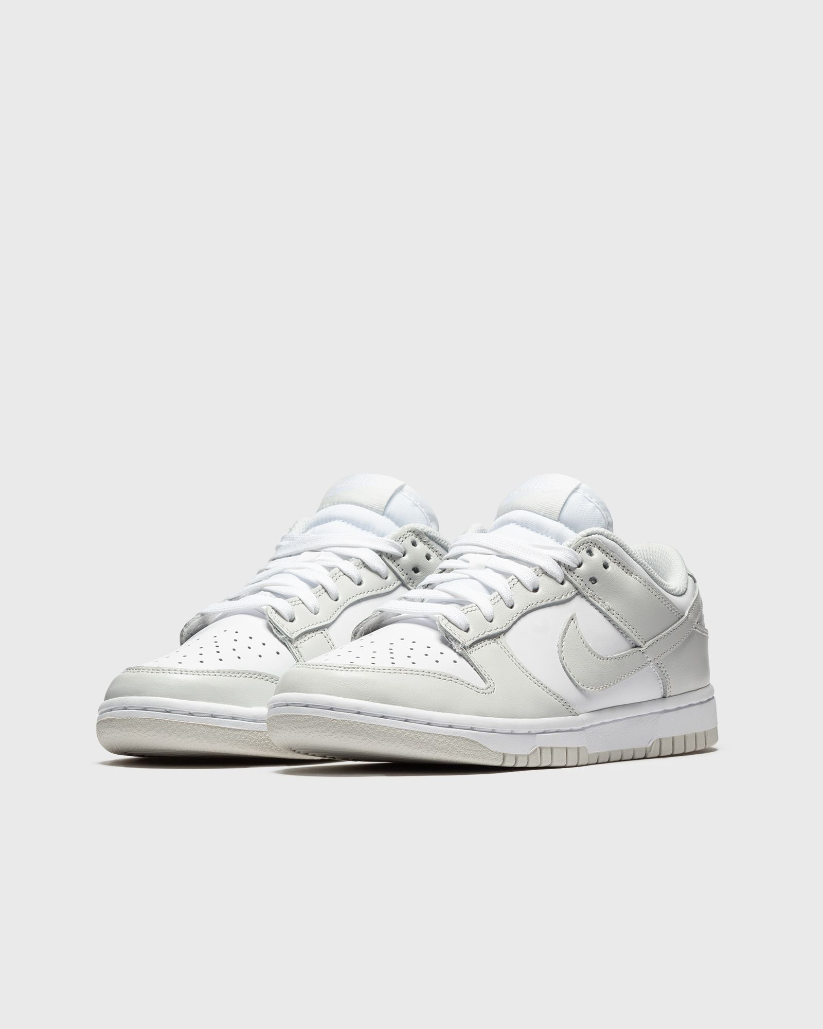 WMNS DUNK LOW