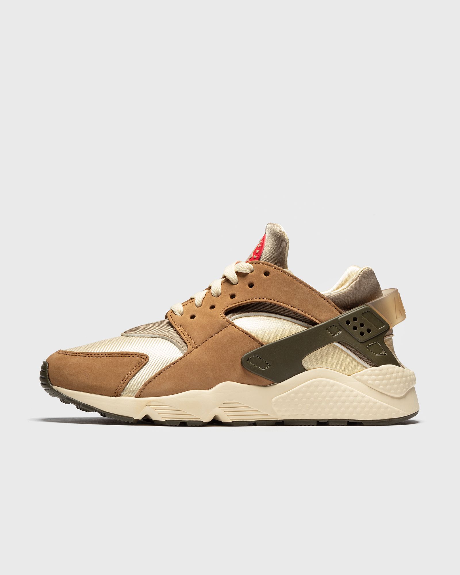 Nike x Stussy Air Huarache LE "Desert Oak"