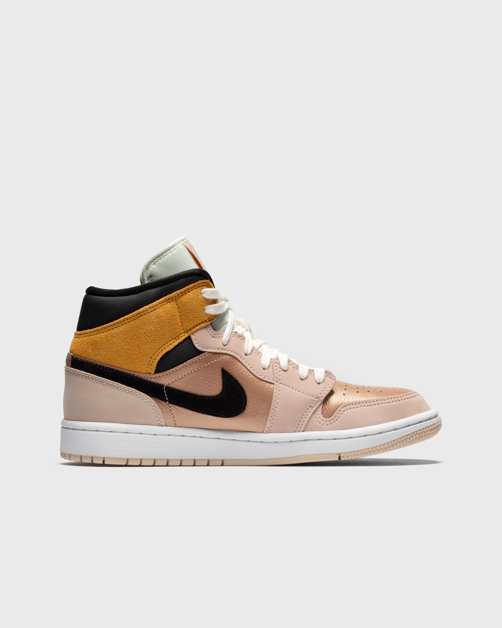 WMNS Air Jordan 1 Mid SE