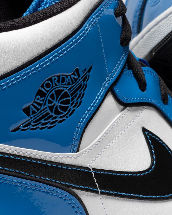 NIKE AIR JORDAN 1 RETRO MID SE SIGNAL BLUE