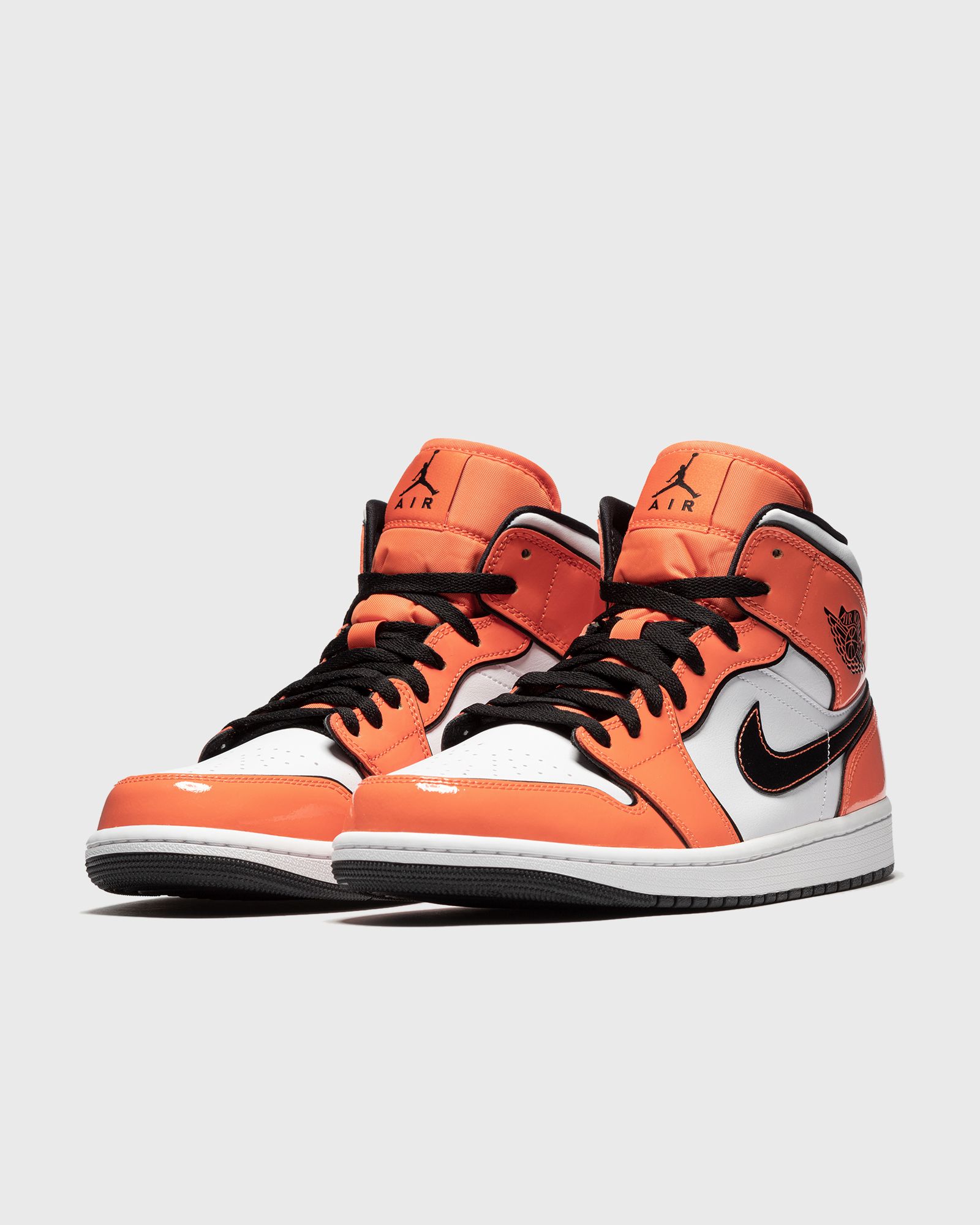 Air Jordan 1 Mid SE 'Turf Orange'