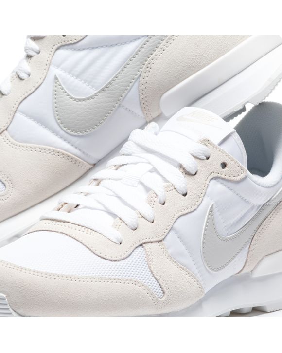 Nike internationalist ivory best sale