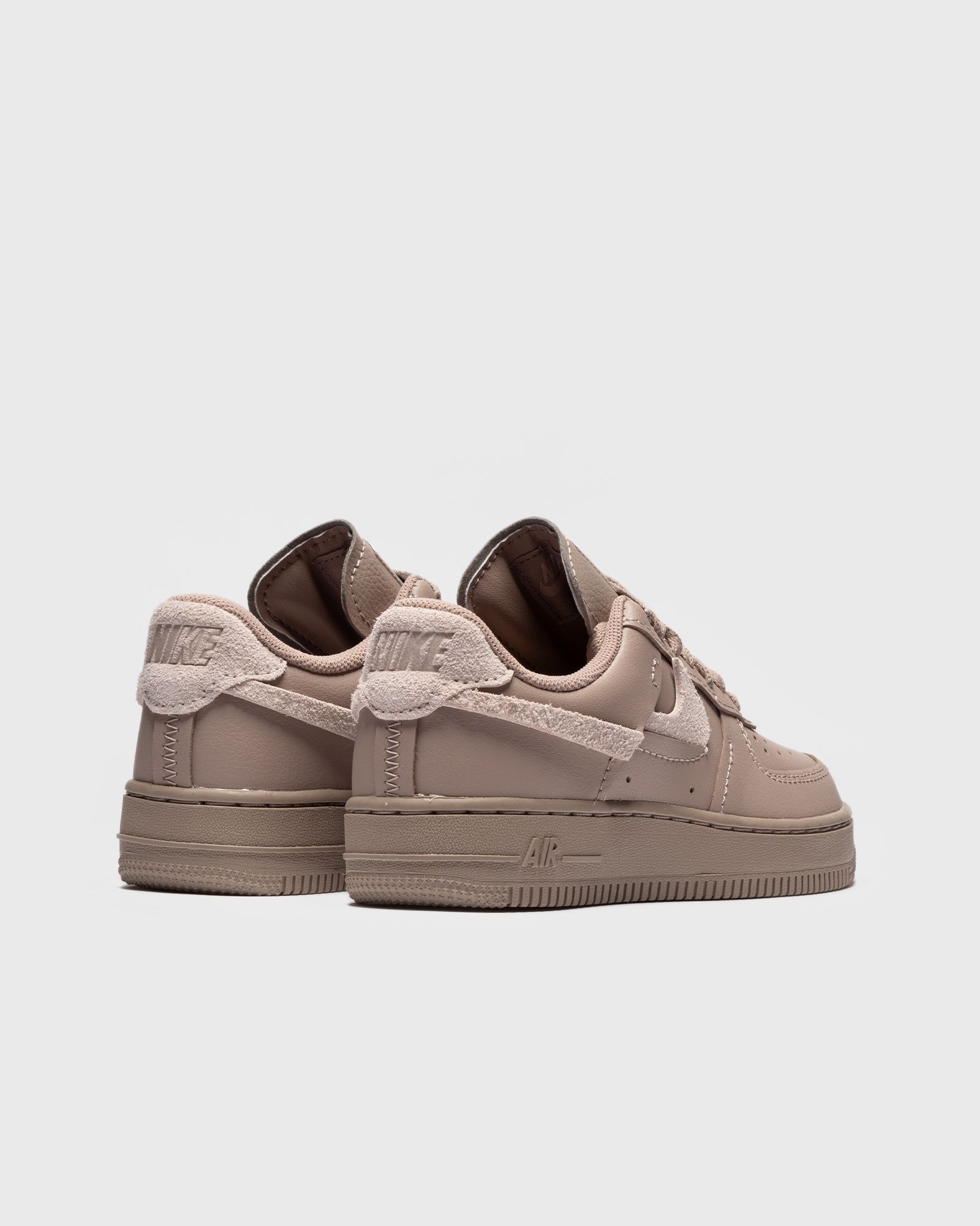 WMNS Air Force 1 LXX
