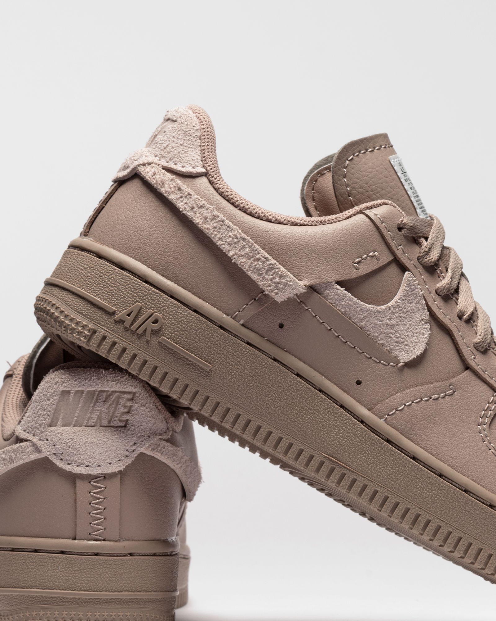 WMNS Air Force 1 LXX