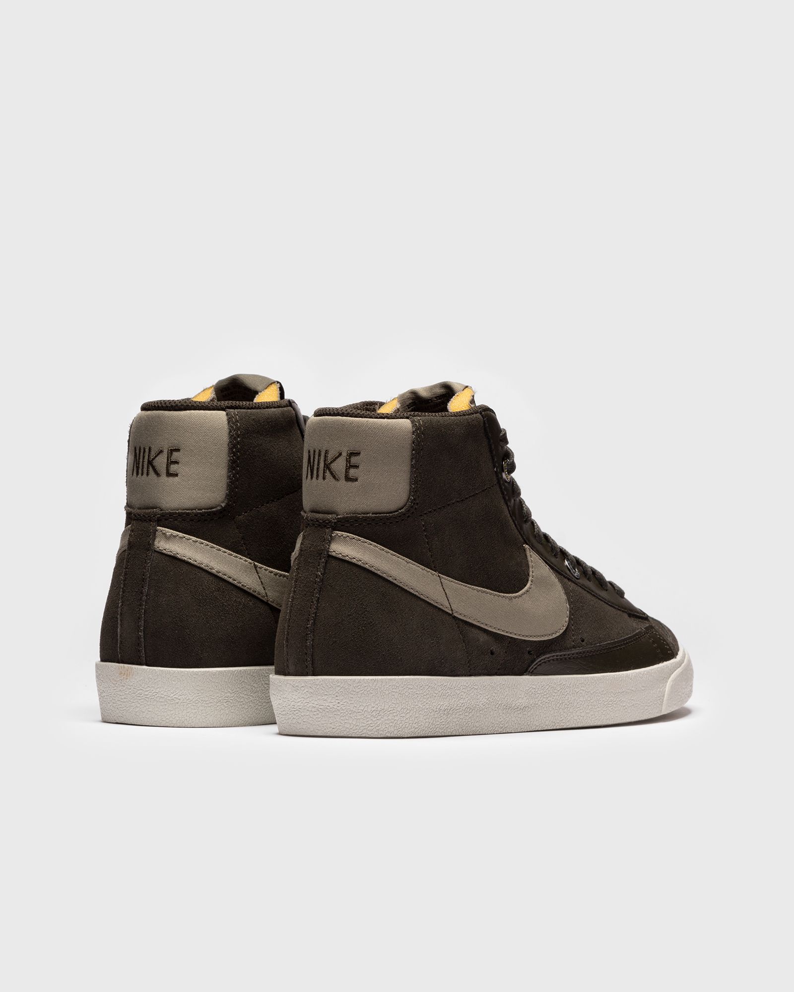 WMNS Blazer Mid '77