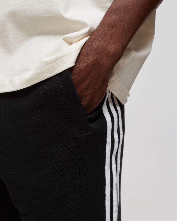 3-STRIPE SHORT