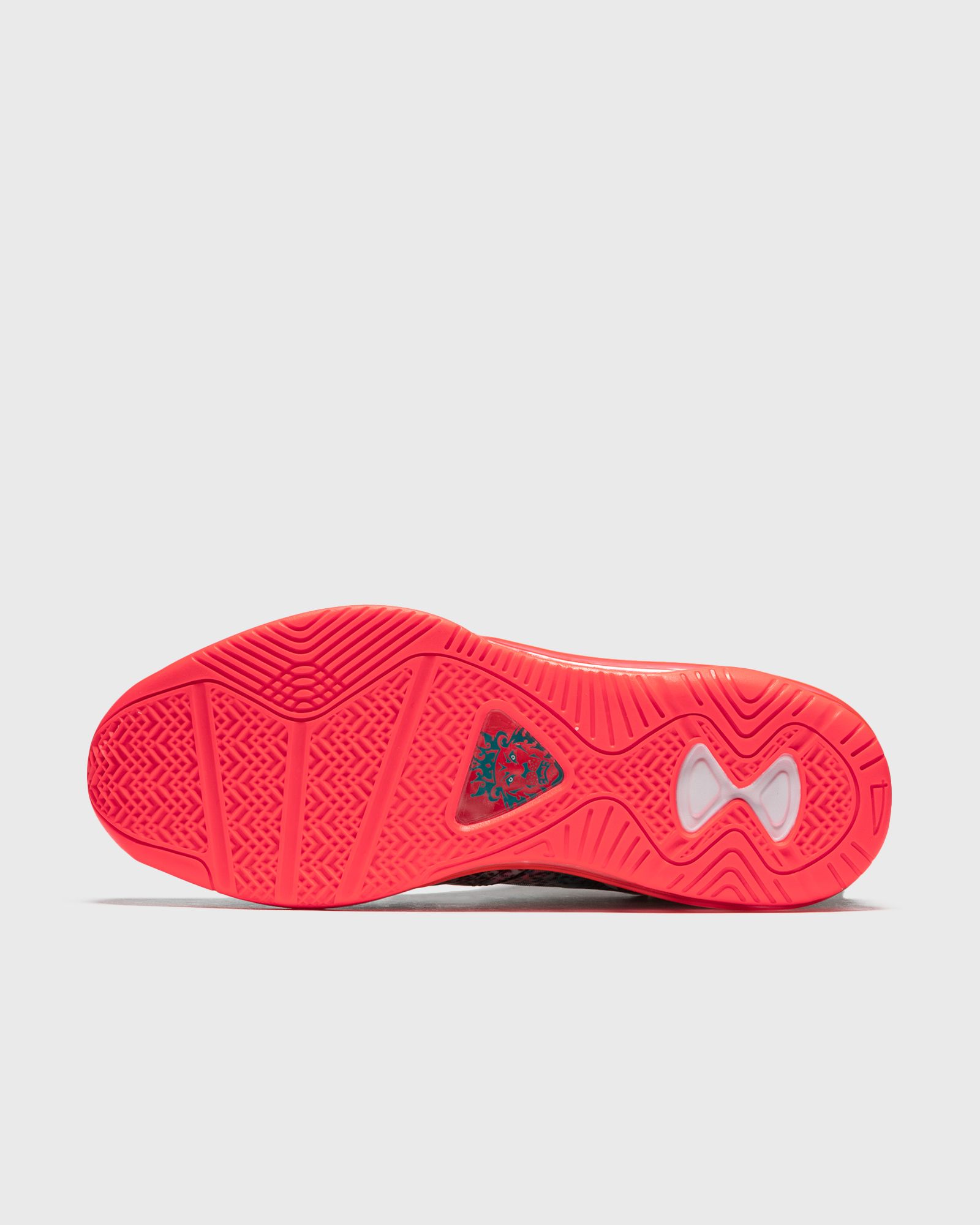 Lebron 8 V/2 Low QS 'Miami Nights'