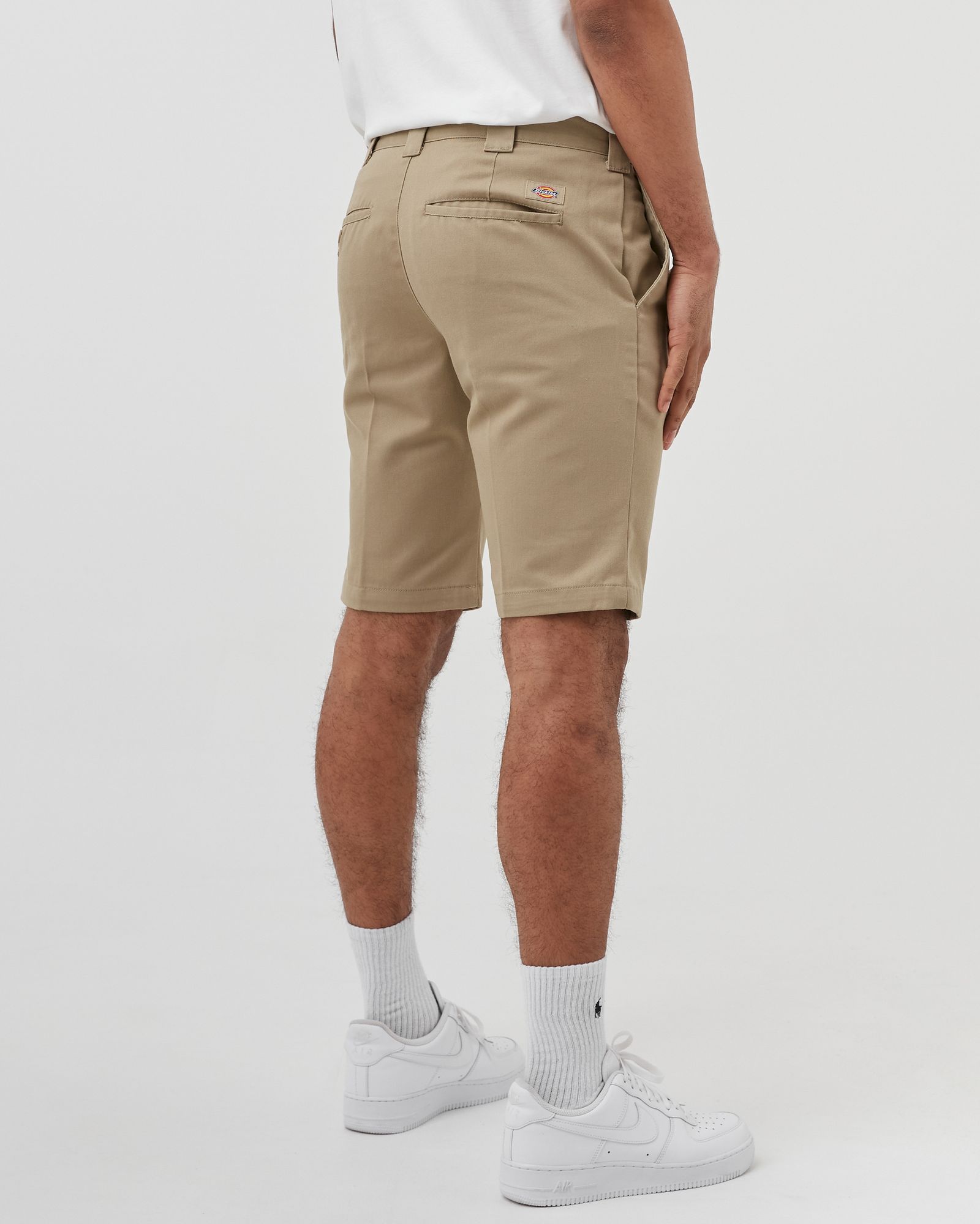 SLIM FIT SHORT