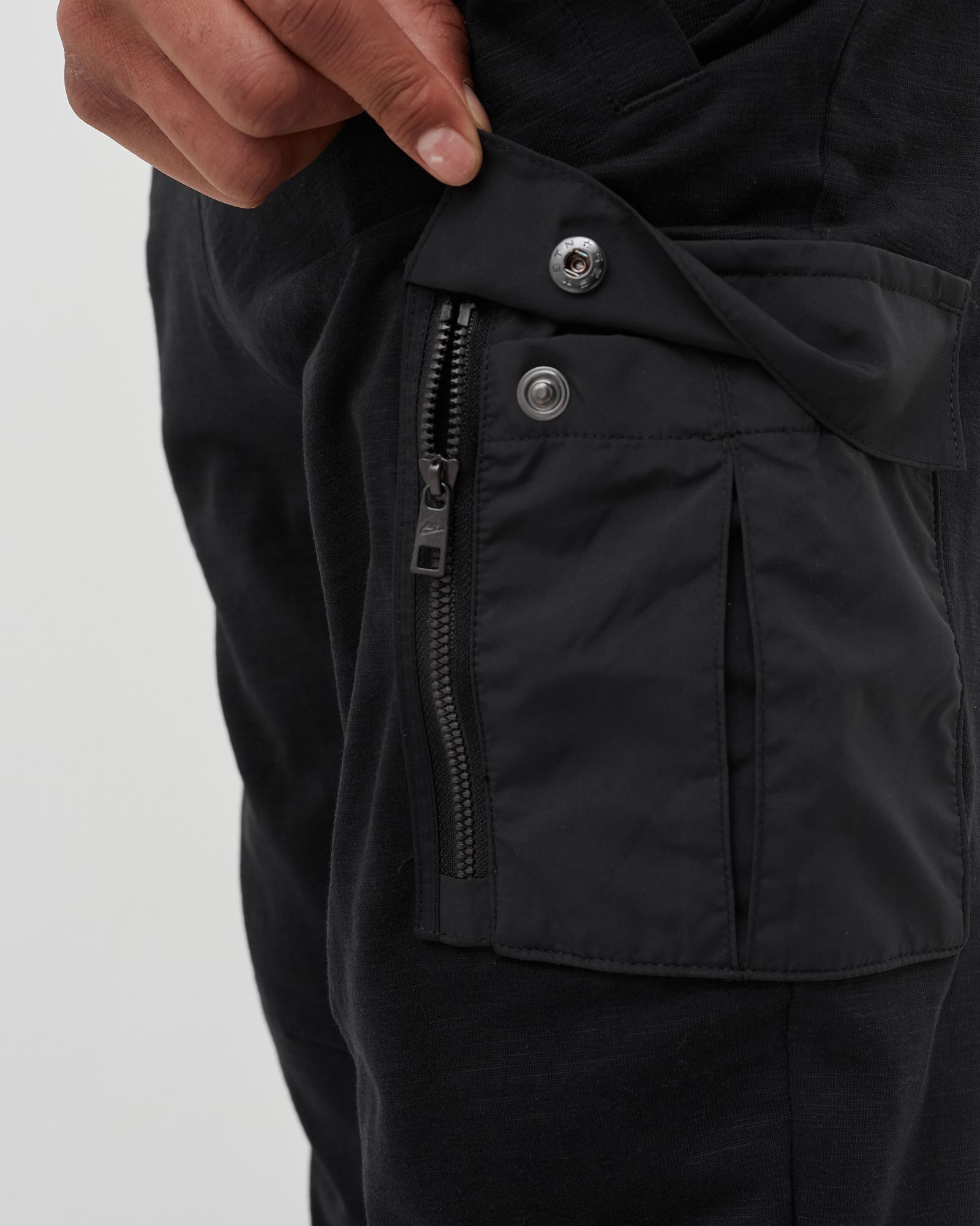 Lightweight Essential Pants