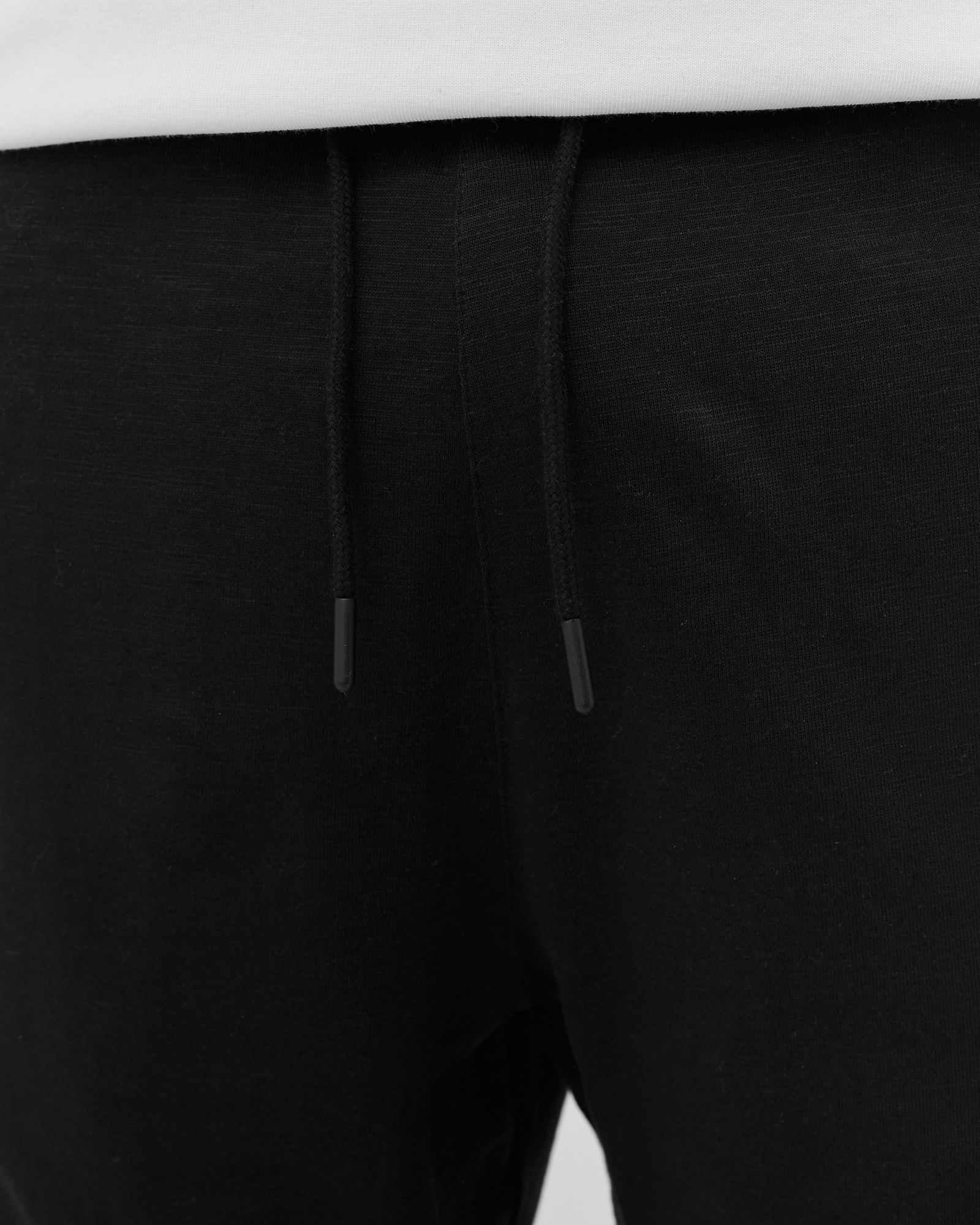 Lightweight Essential Pants