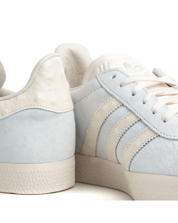 Adidas gazelle cheap blue tint