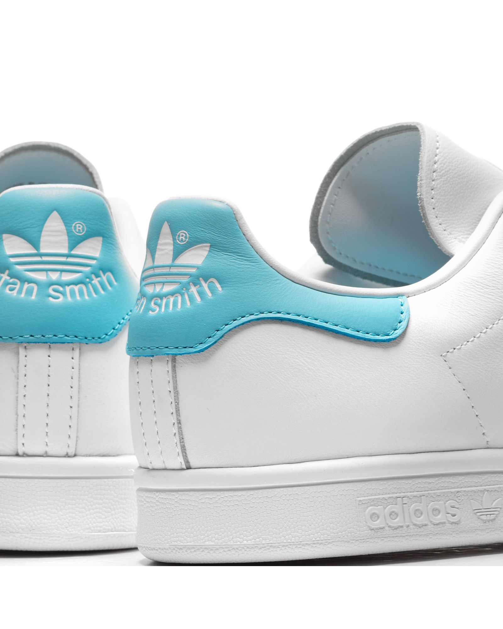 STAN SMITH