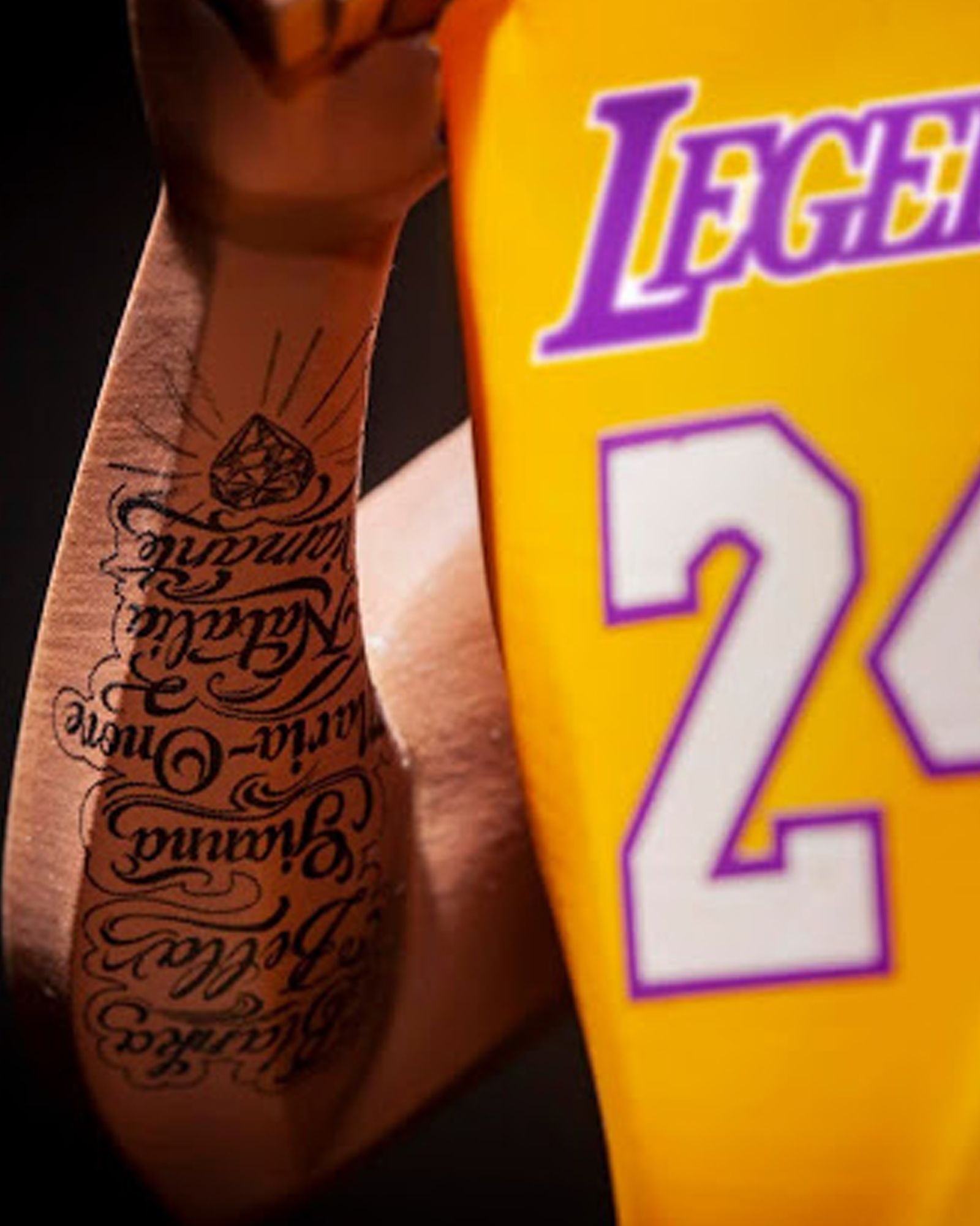 Legend // EightTwoFour (set)