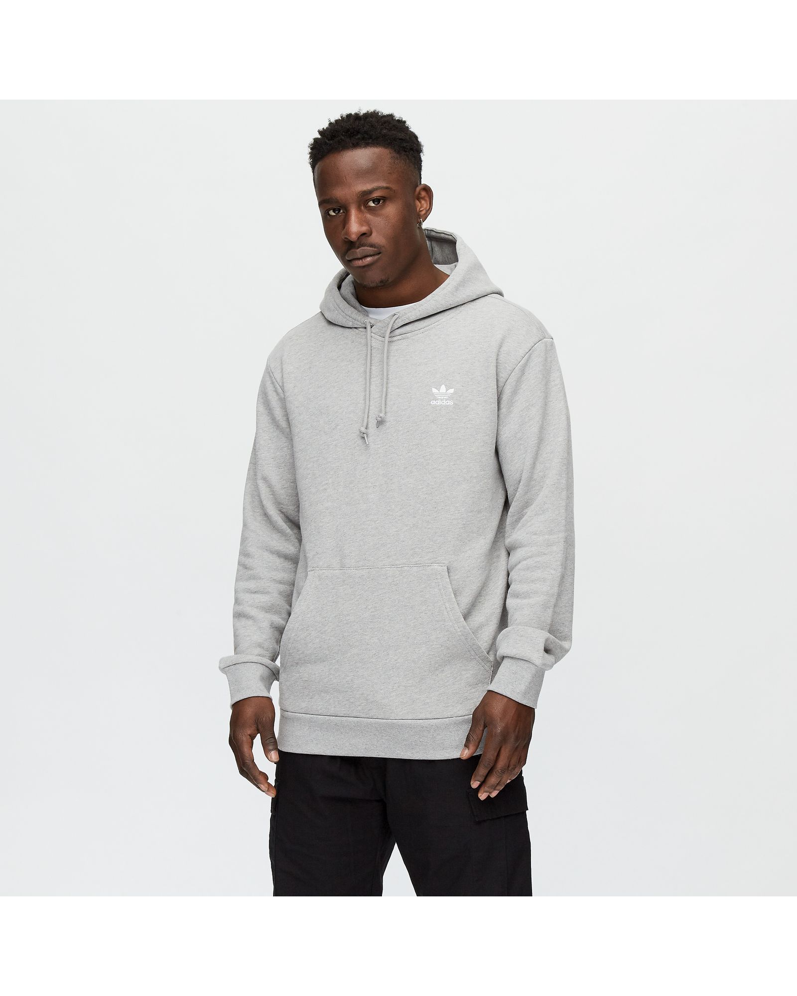 ESSENTIAL HOODIE