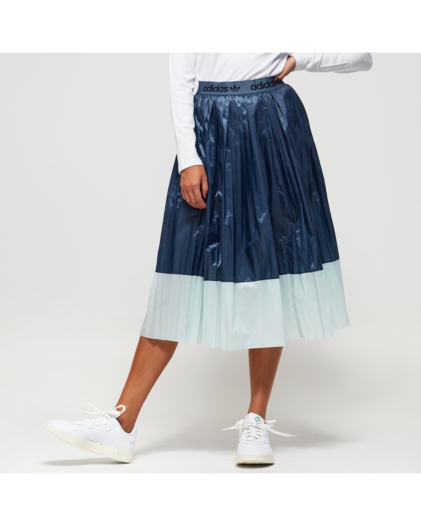 PLEATED SKIRT