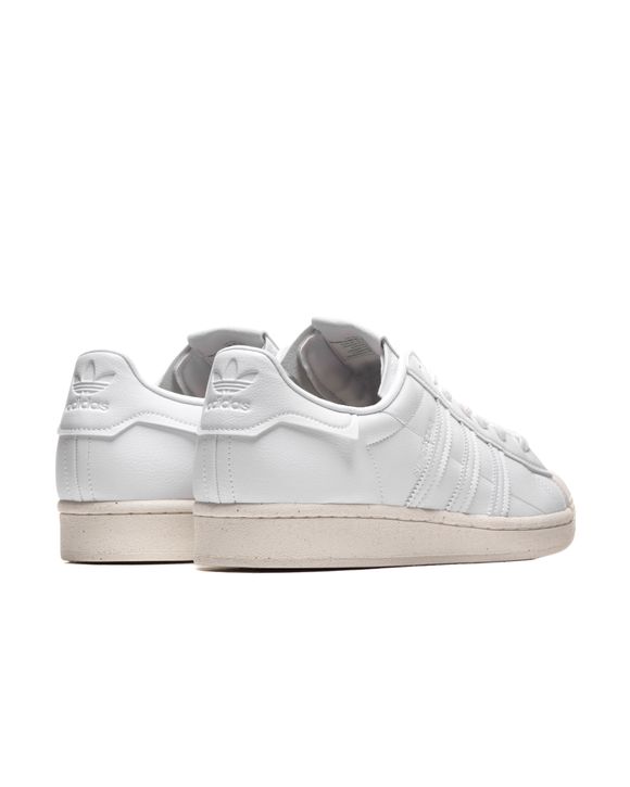SUPERSTAR