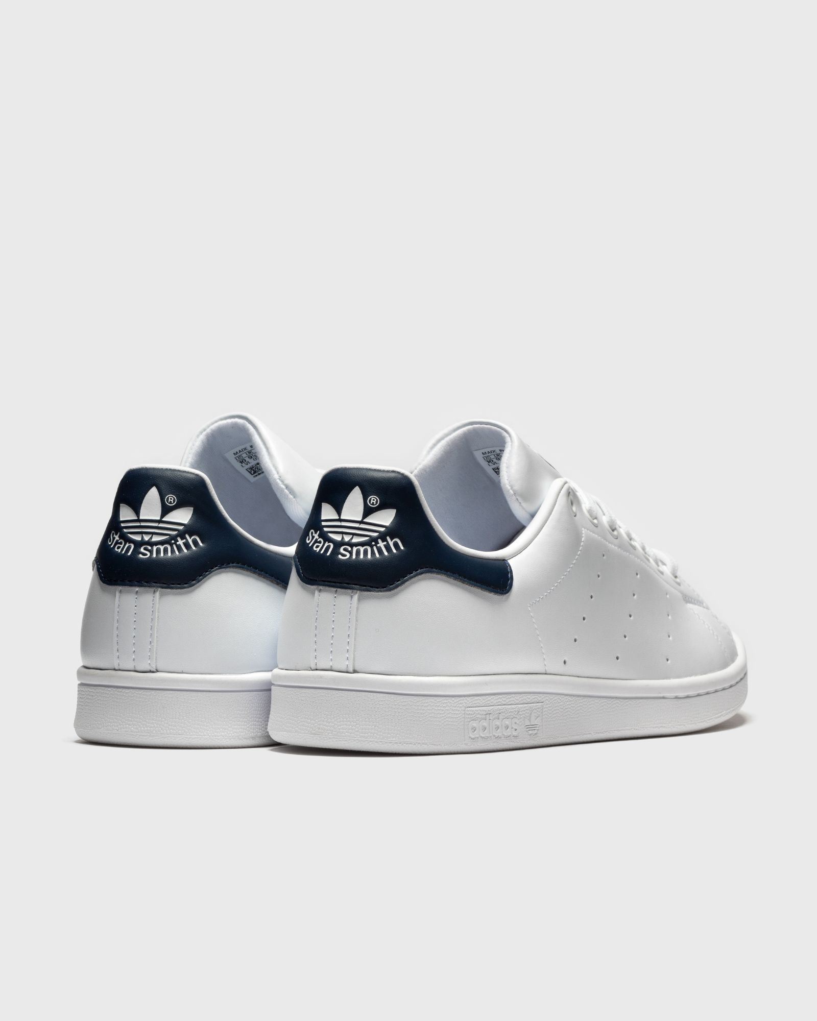 STAN SMITH