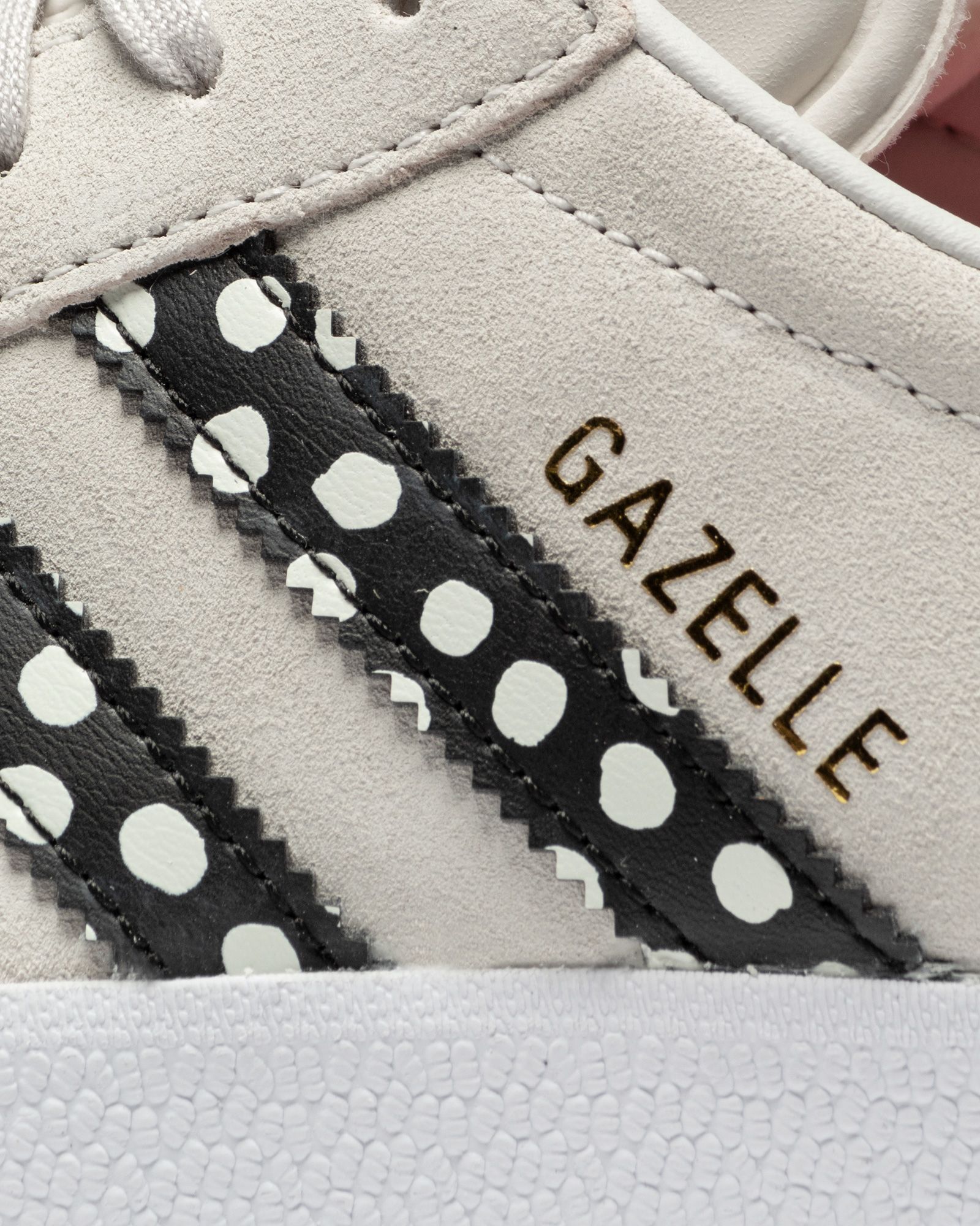 WMNS GAZELLE