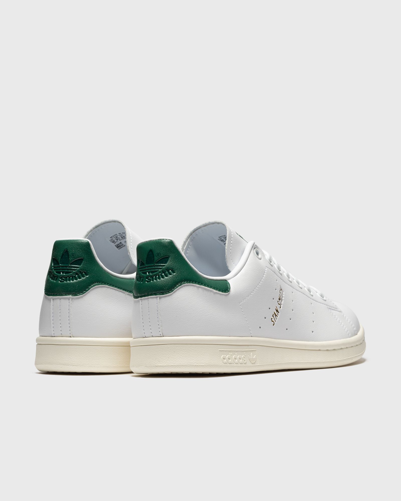 STAN SMITH