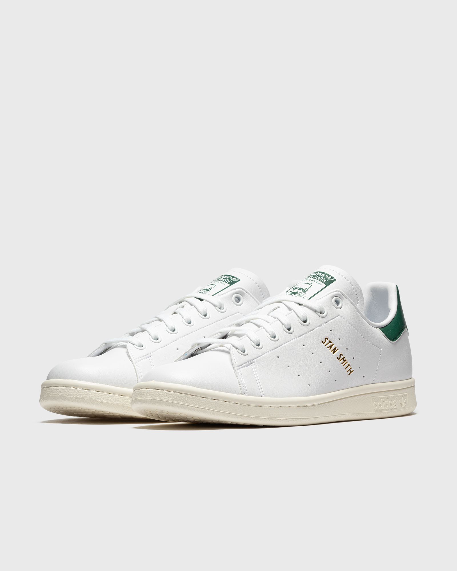 STAN SMITH