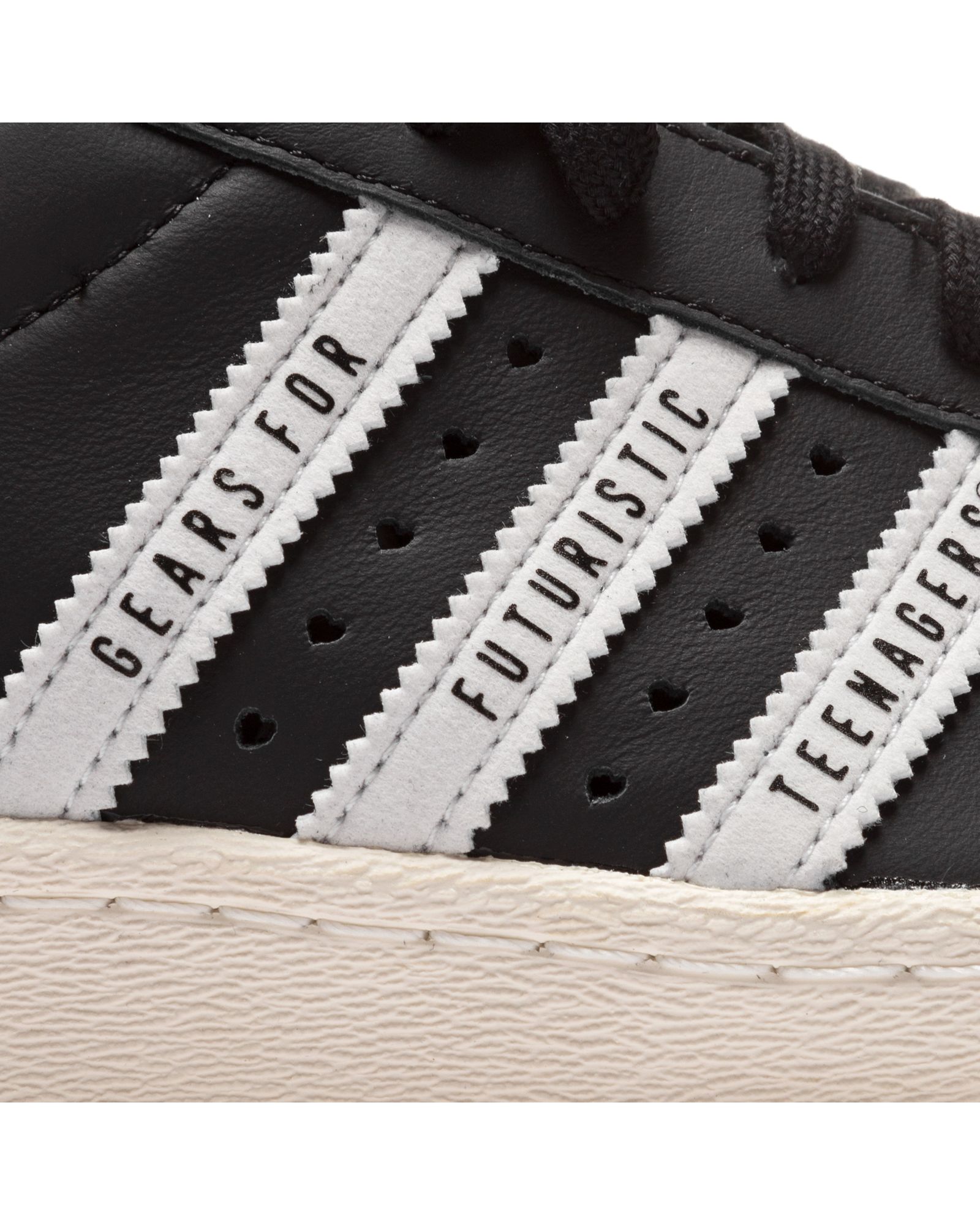 adidas X HUMAN MADE SUPERSTAR 80S