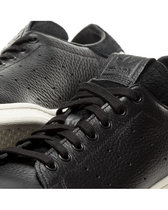 STAN SMITH