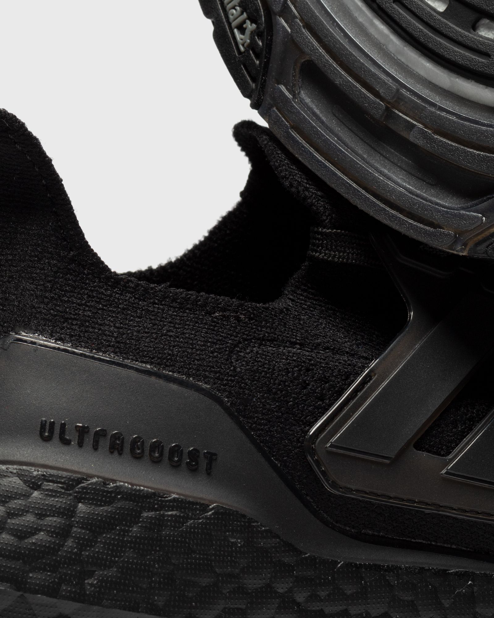 ULTRABOOST 21 'TRIPLE BLACK'