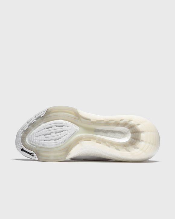 ULTRABOOST 21