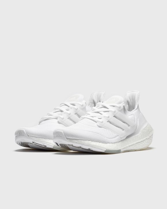 ULTRABOOST 21