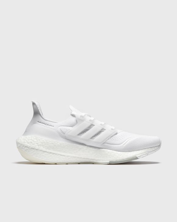 ULTRABOOST 21