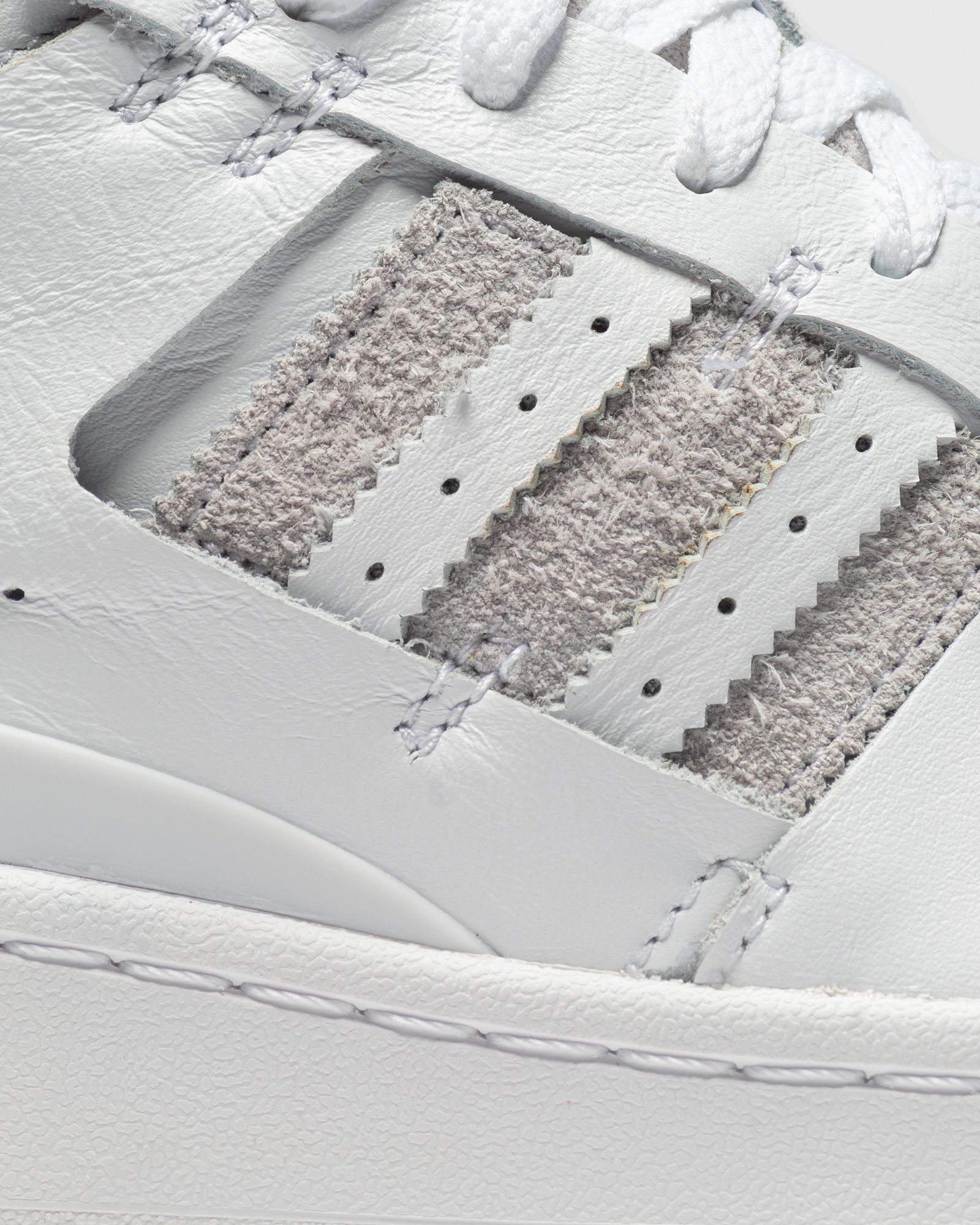 FORUM 84 LOW MINIMALIST ICONS