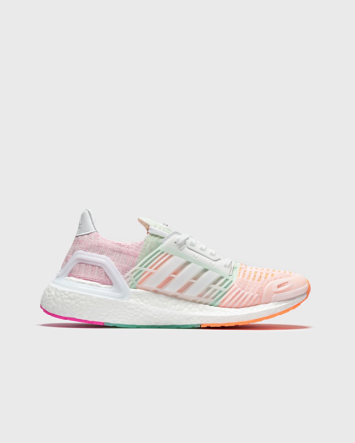 日本に White DNA CC_1 ULTRABOOST Adidas | Store BSTN ロボット
