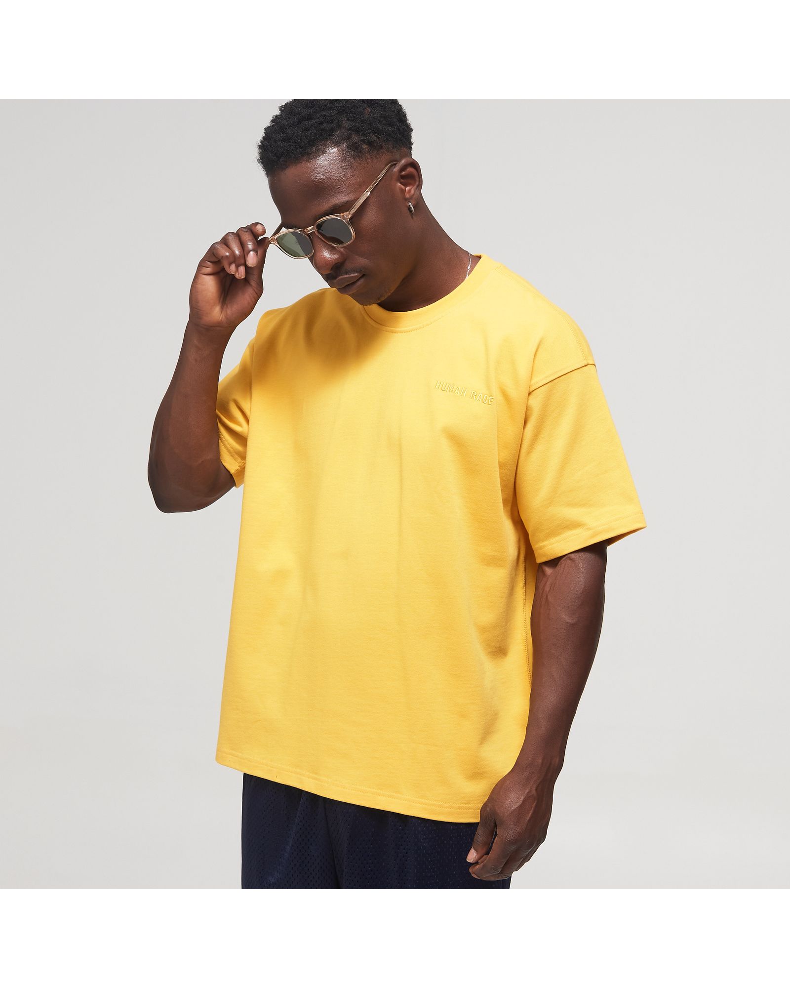 ADIDAS X PHARRELL WILLIAMS BASICS T-SHIRT