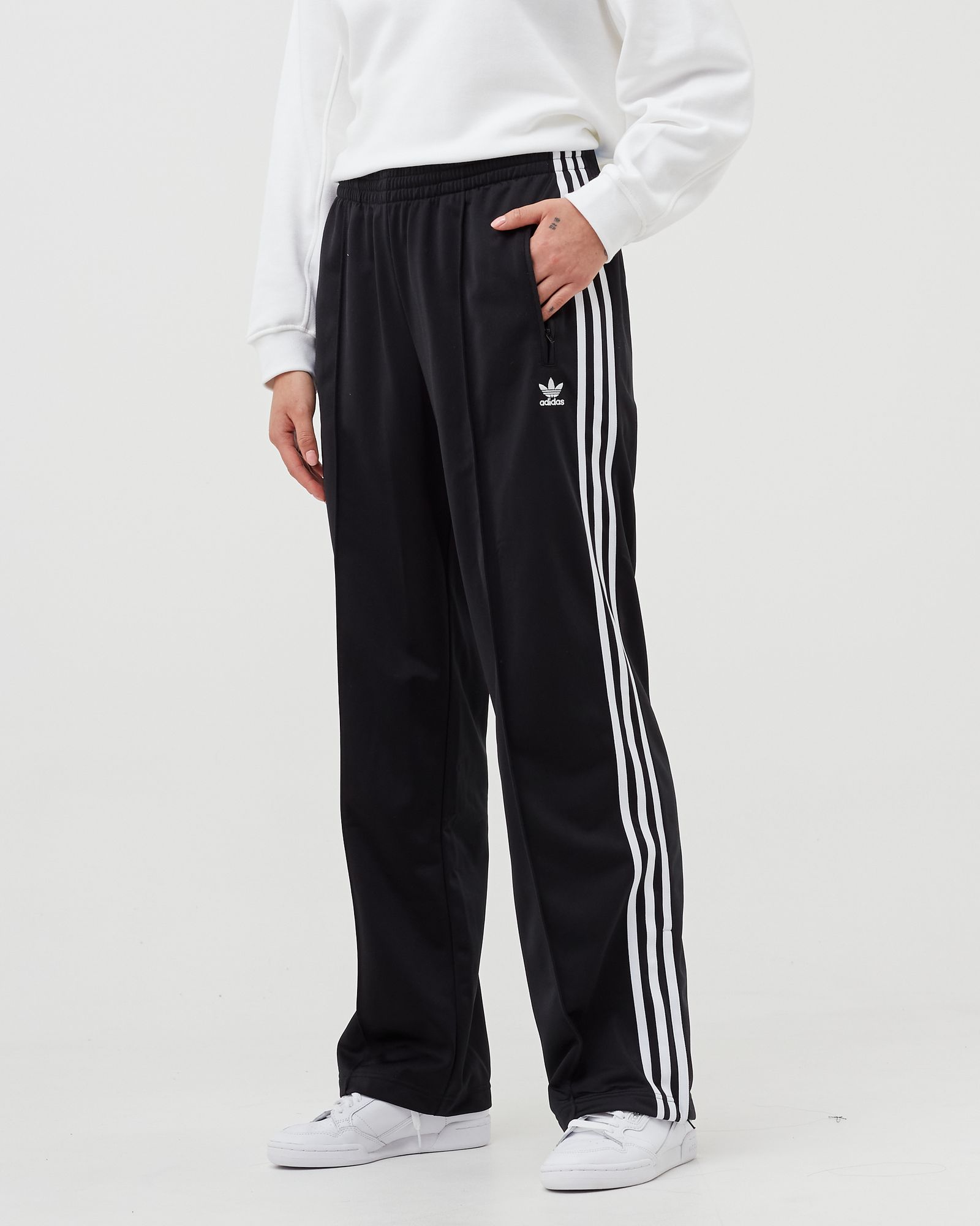 WMNS adicolor Classics Firebird Track Pant