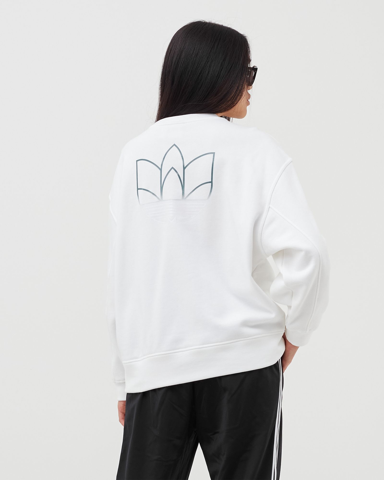 ADICOLOR 3D TREFOIL OVERSIZE SWEATSHIRT