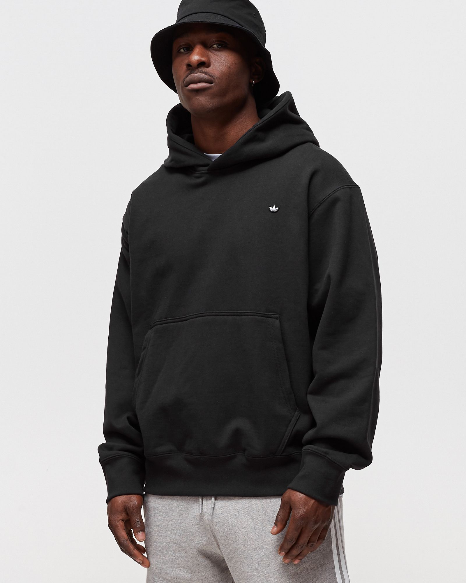 PREMIUM HOODIE