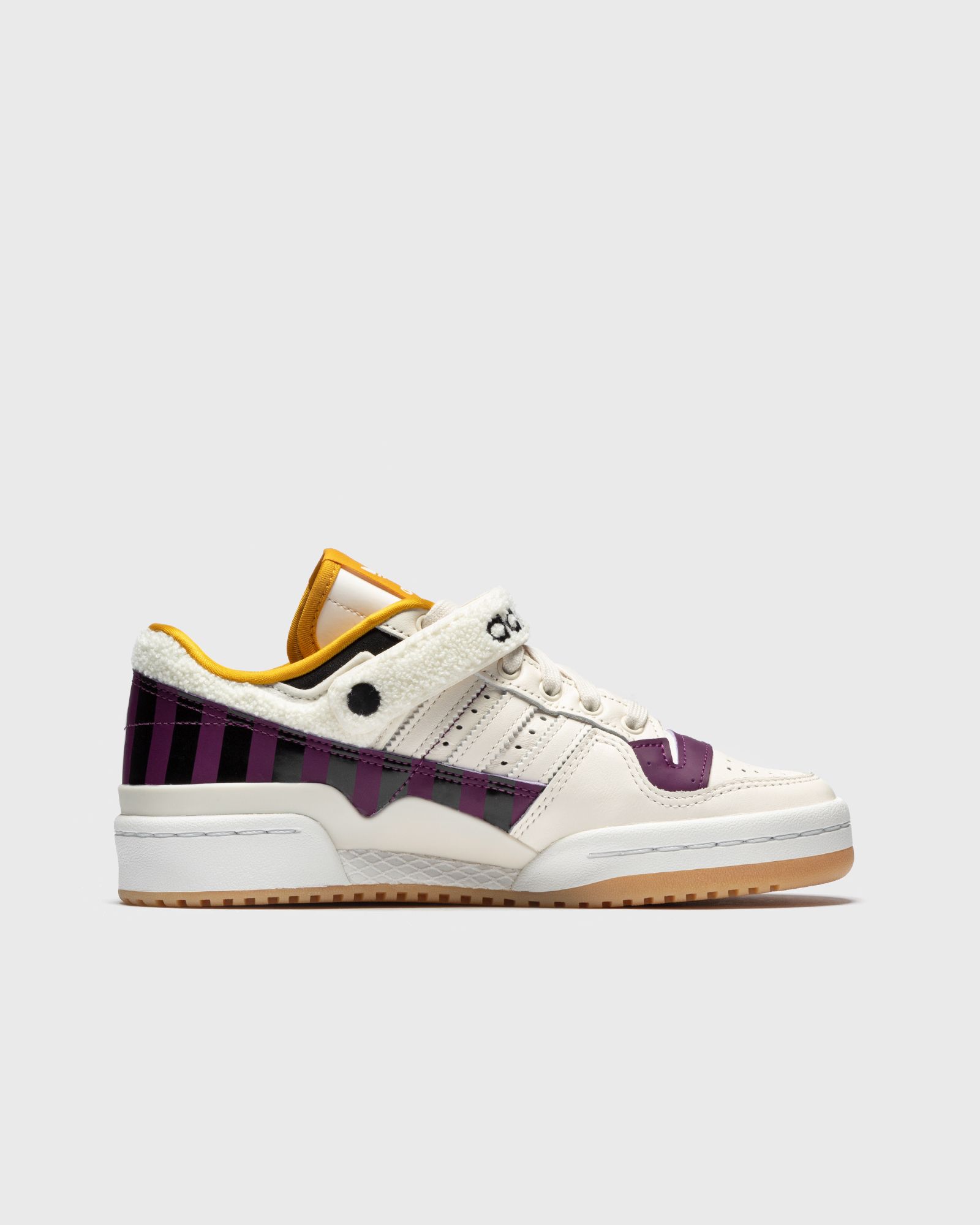 WMNS FORUM LOW GIRLS ARE AWESOME