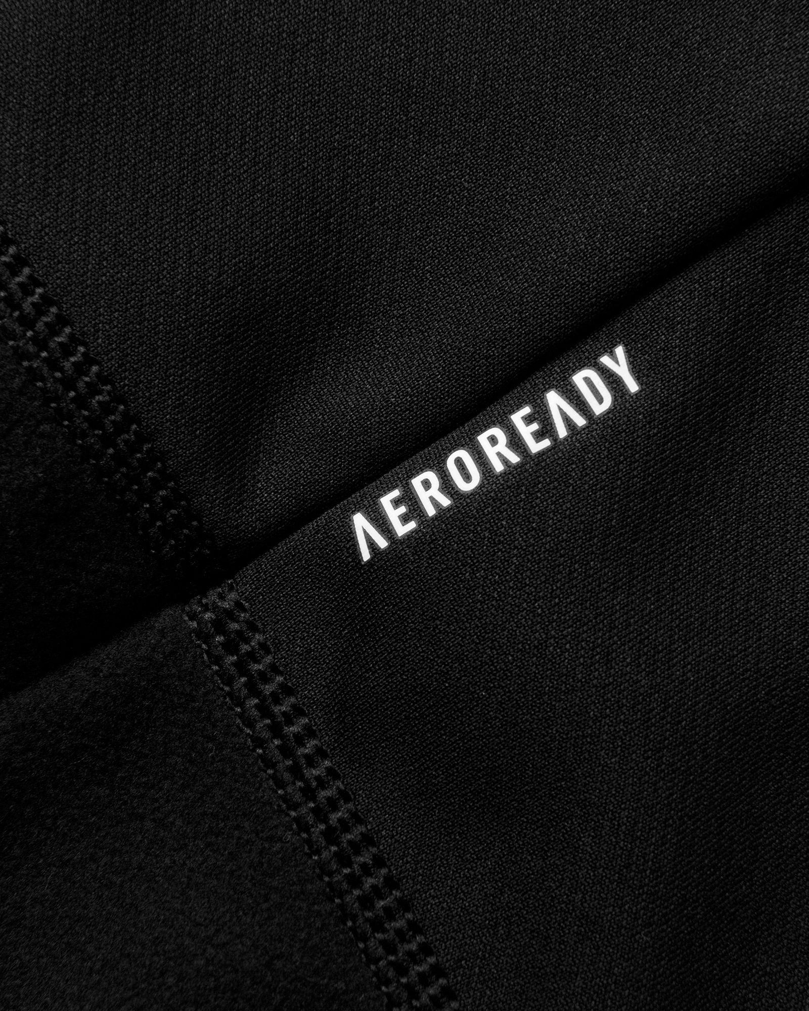 Adidas x ARSENAL x 424 Neck Warmer