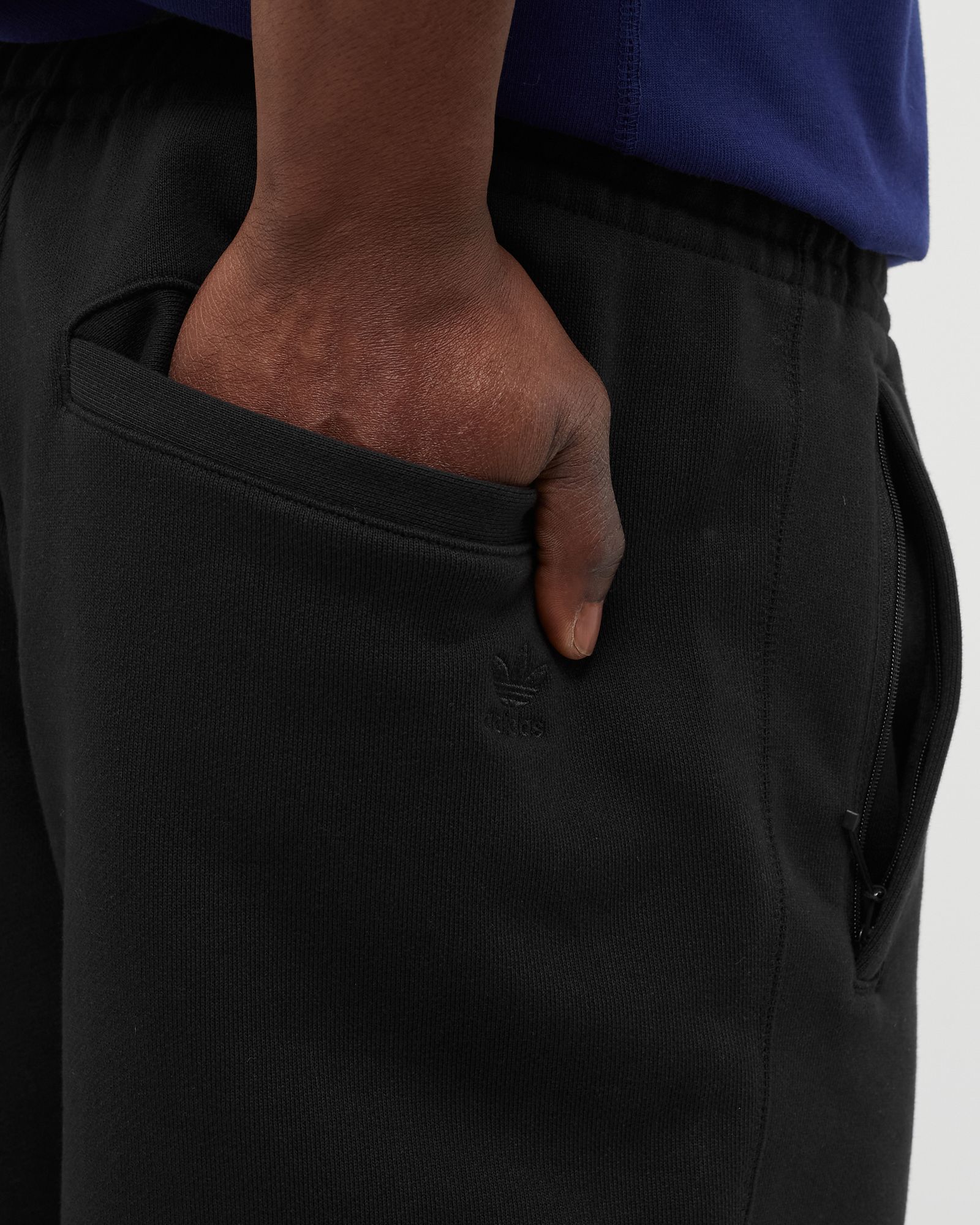 PHARRELL WILLIAMS BASICS SHORT