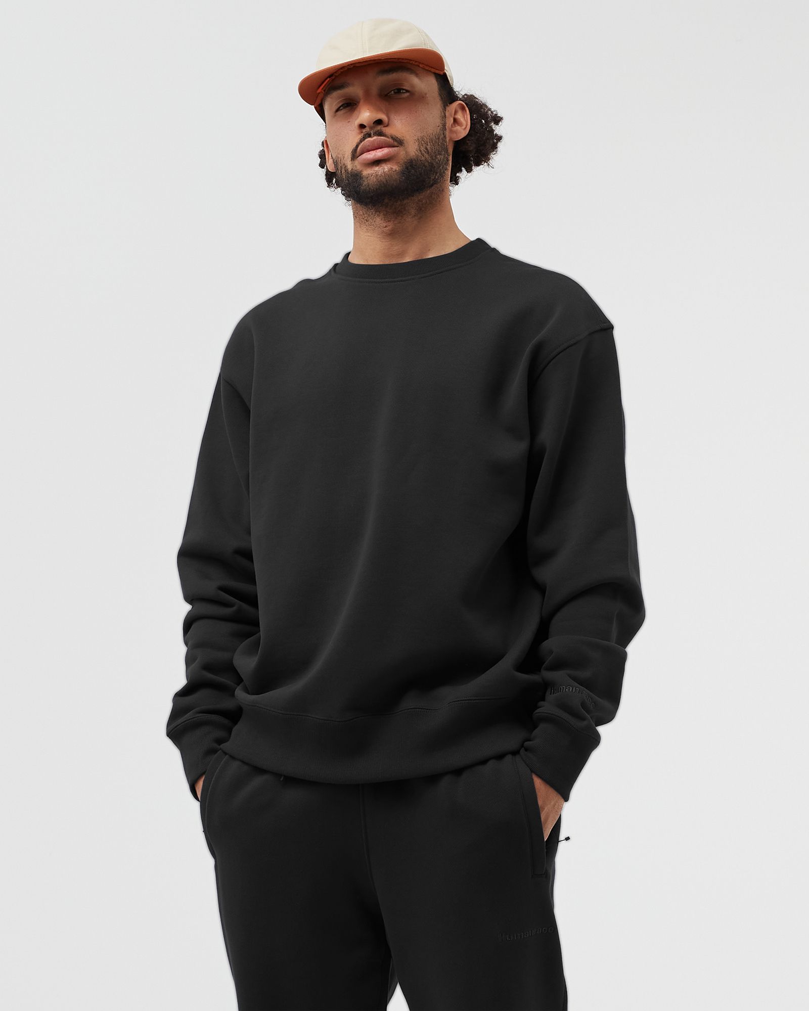 PHARRELL WILLIAMS BASICS CREW