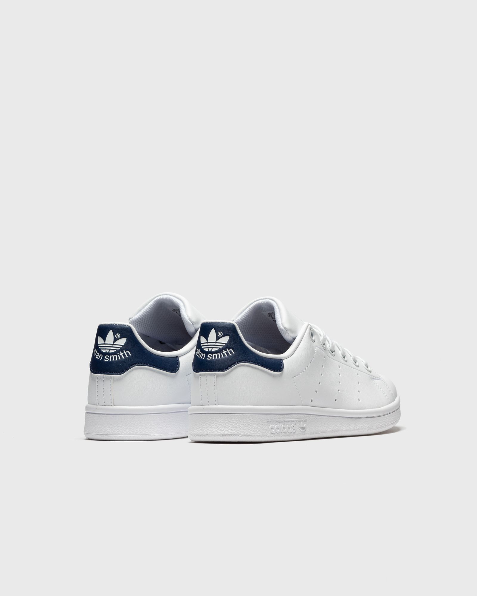 STAN SMITH J