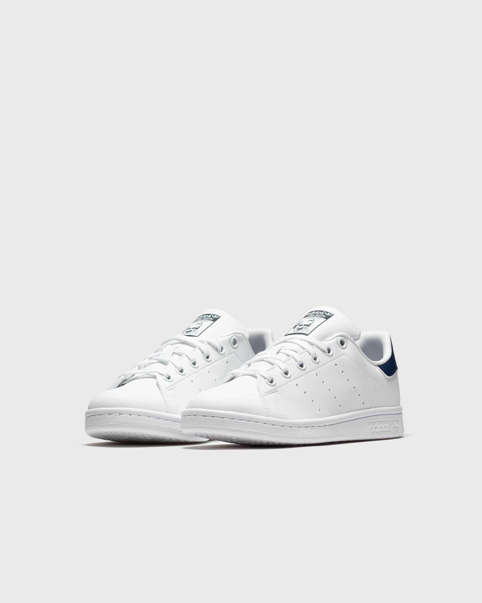 STAN SMITH J