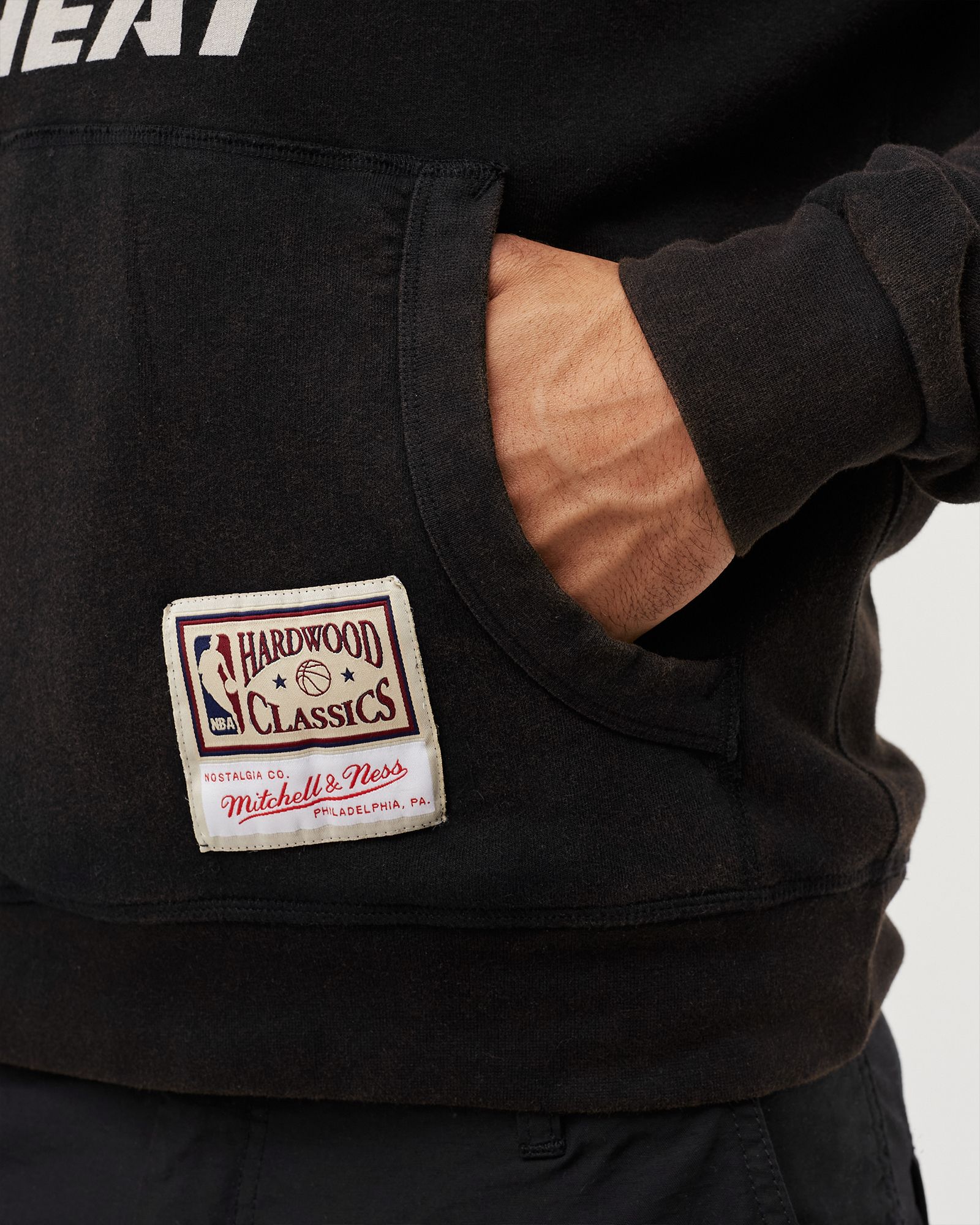 MIAMI HEAT Worn Logo Hoodie