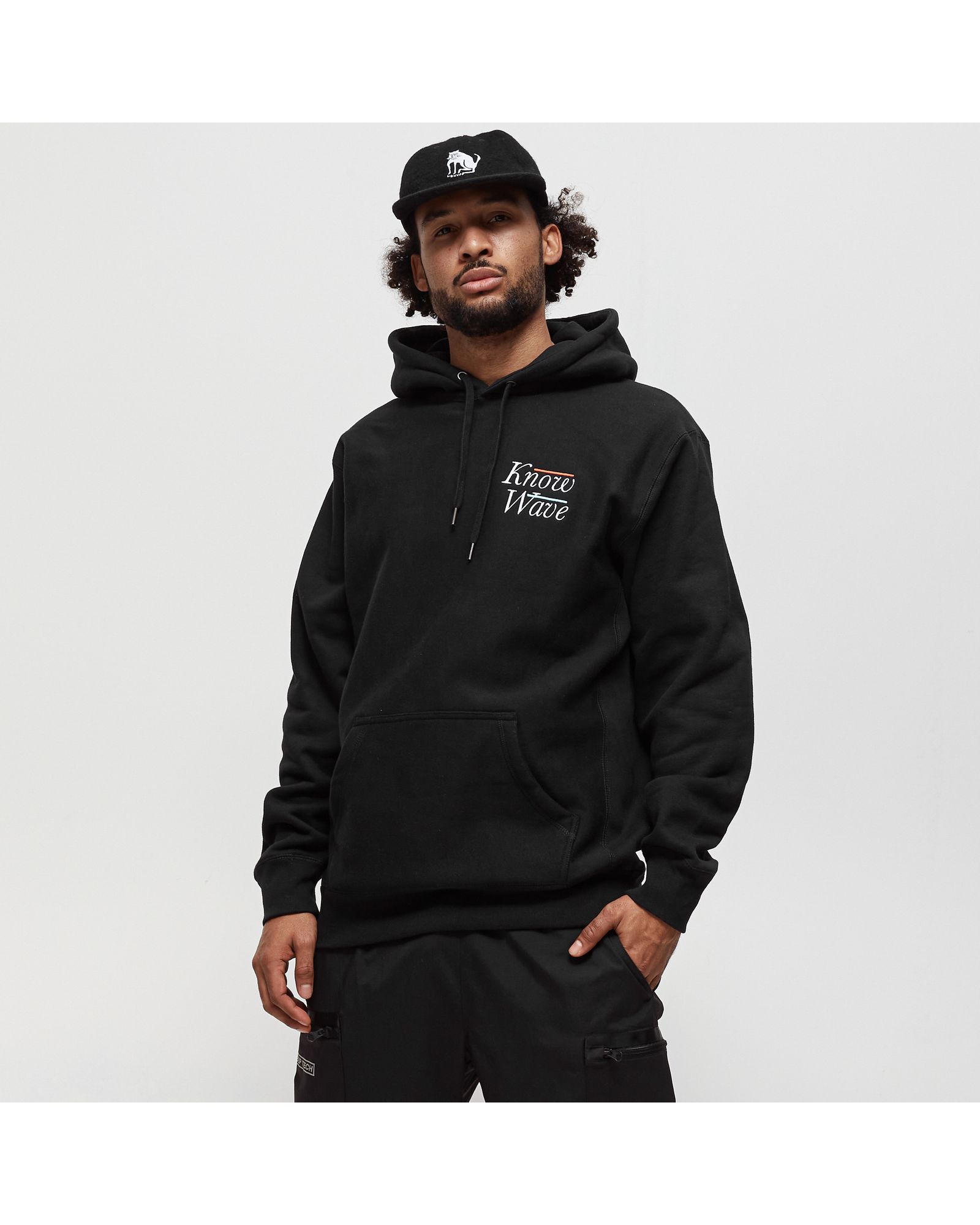 EMBROIDERED SERIF HOODIE