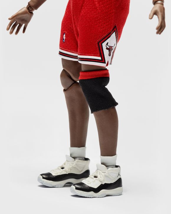 Medicom MAFEX NBA Chicago Bulls Michael Jordan Figure (red)