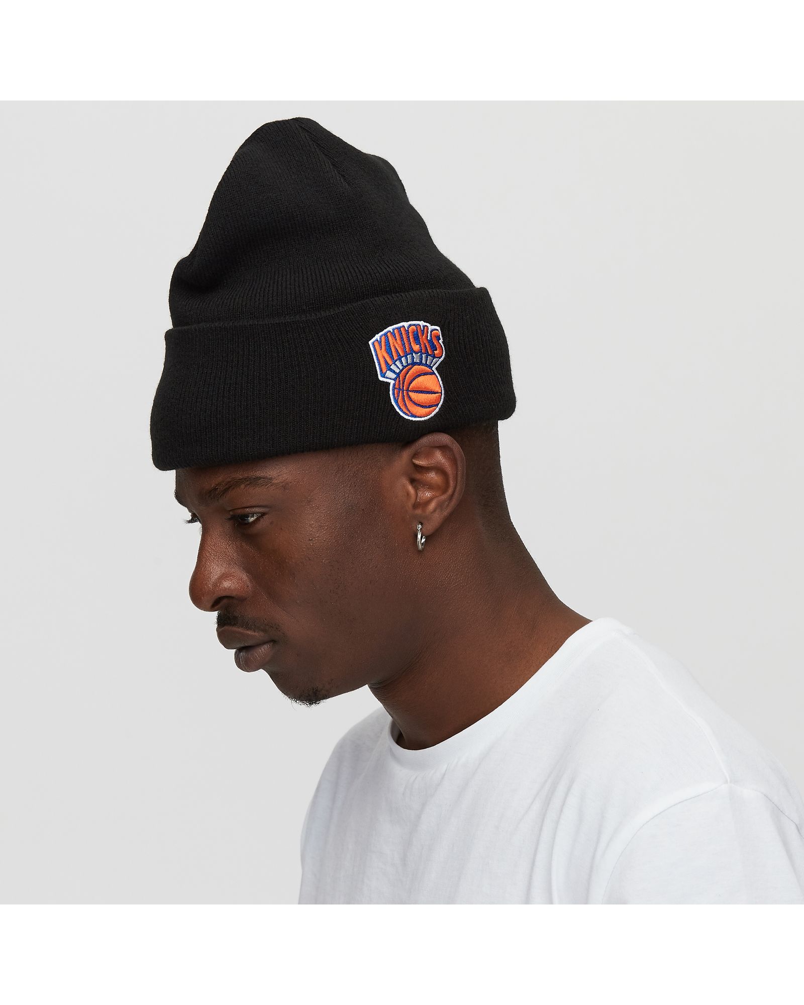 New York Knicks Team Logo Cuff Knit Beanie