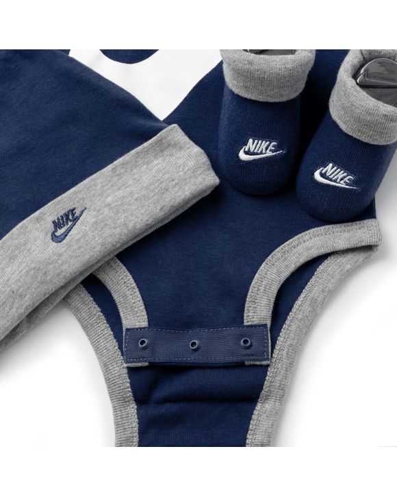 FUTURA LOGO HAT/BODYSUIT/BOOTIE 3 PIECE